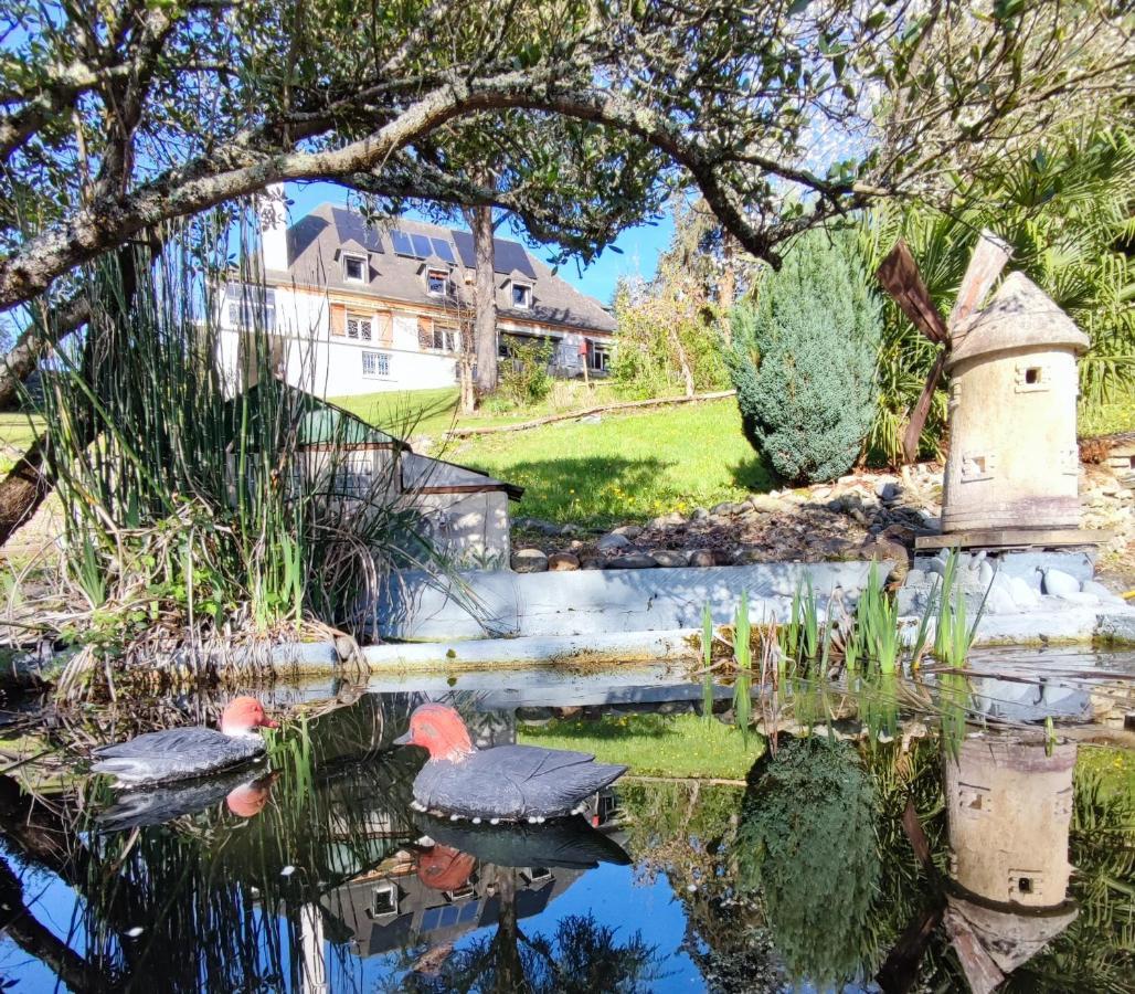 La Demeure Aux Pins Bed & Breakfast Lourdes Bagian luar foto