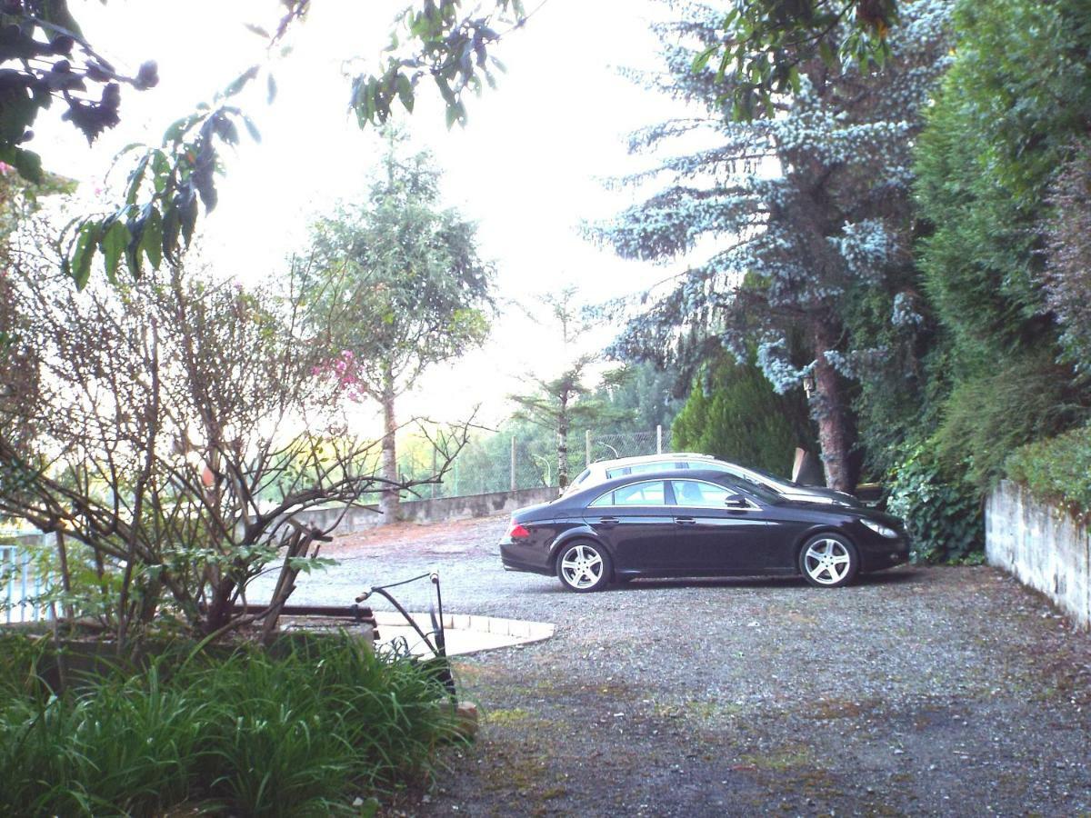 La Demeure Aux Pins Bed & Breakfast Lourdes Bagian luar foto