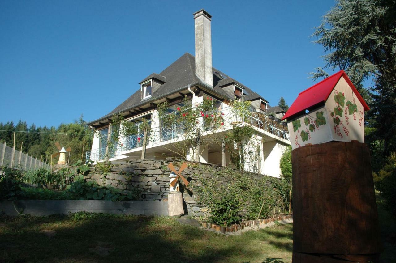 La Demeure Aux Pins Bed & Breakfast Lourdes Bagian luar foto