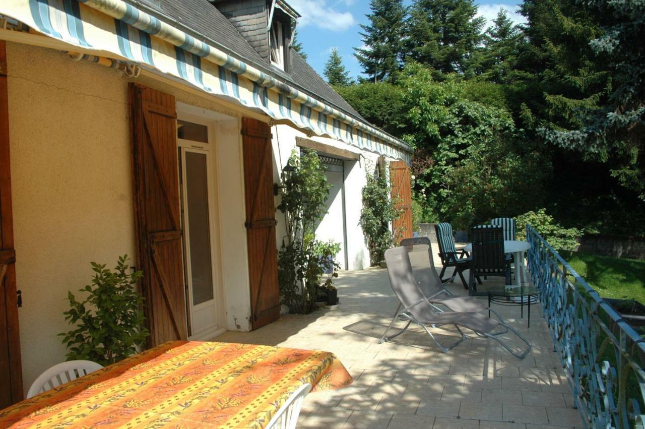 La Demeure Aux Pins Bed & Breakfast Lourdes Bagian luar foto