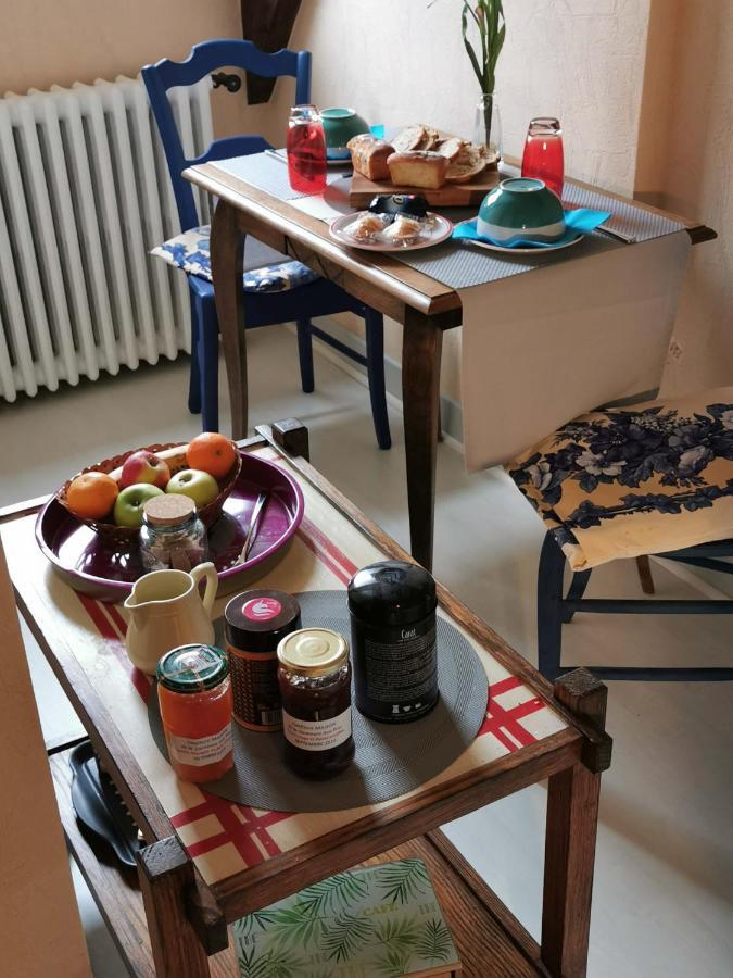 La Demeure Aux Pins Bed & Breakfast Lourdes Bagian luar foto