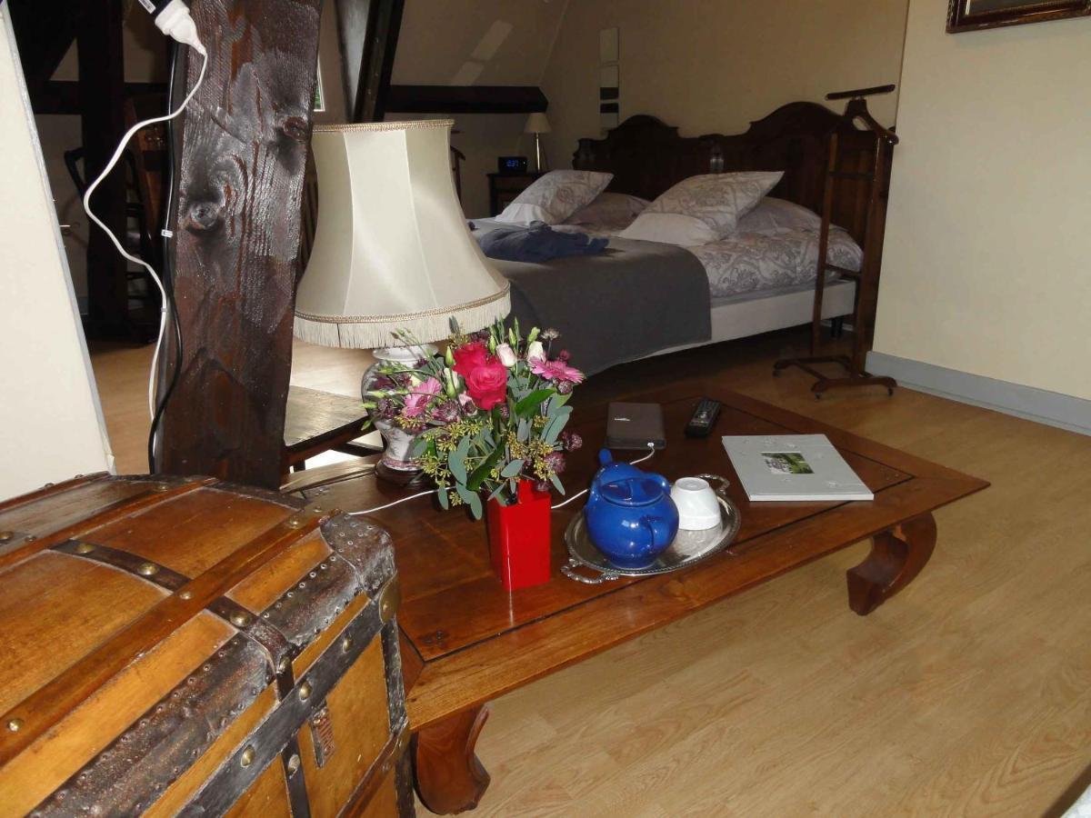 La Demeure Aux Pins Bed & Breakfast Lourdes Bagian luar foto